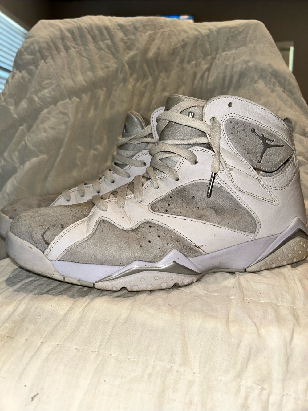 Jordan Men’s Athletic Shoes - White & Gray
